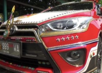 Mobil Berlapis Emas dan Berlian Milik Warga Subang Mendadak Viral