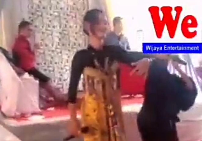 KIKI WIJAYANTI WEDDING