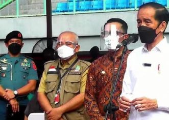 Jokowi Kunjungi Vaksinasi Corona di Stadion Patriot Bekasi