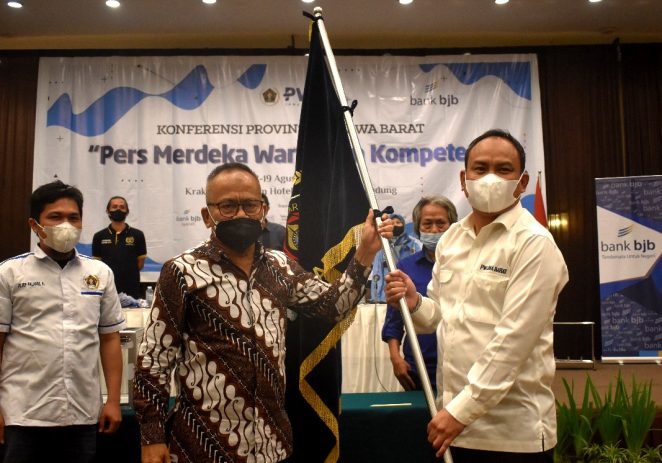 Hilman Hidayat Resmi Terpilih                     Jadi Ketua PWI Jabar