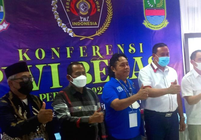 Melody Kembali ‘Pimpin PWI BEKASI RAYA’