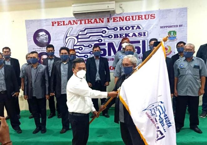 Ketua SMSI Jabar “Resmi Melantik” Pengurus SMSI Kota Bekasi Masa Bakti 2022-2025