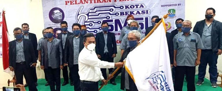 Ketua SMSI Jabar “Resmi Melantik” Pengurus SMSI Kota Bekasi Masa Bakti 2022-2025