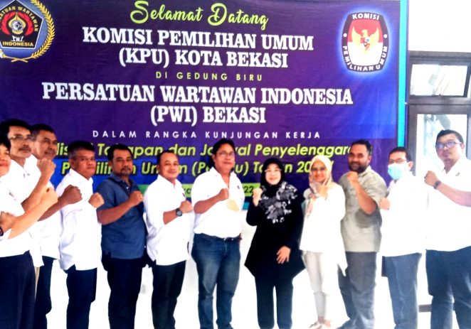 PWI Bekasi Raya ‘Sambut’ Kunker KPUD Kota Bekasi di Gedung Biru