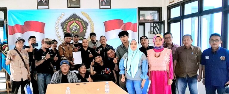 Viral! Oknum Guru Minta Maaf ke PWI Bekasi Raya, Akui Salah Lecehkan Profesi Wartawan