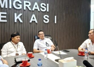 Kakanim Kelas I Bekasi: Bikin Paspor ‘Selesai Sehari’ Alias Bisa Ditinggu