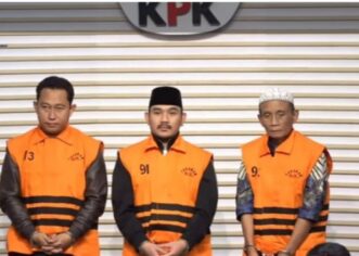 KPK Resmi Tetapkan Bupati Bekasi Ade Kuswara dan Ayahnya sebagai Tersangka Dugaan Korupsi